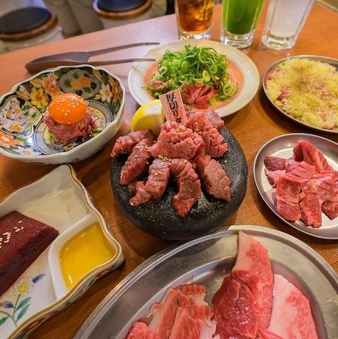 黒毛和牛のこだわり焼肉を楽しめます◎飲み放題コースもご用意！貸切OK♪