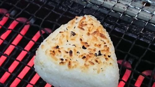 1 grilled rice ball (soy sauce flavor)