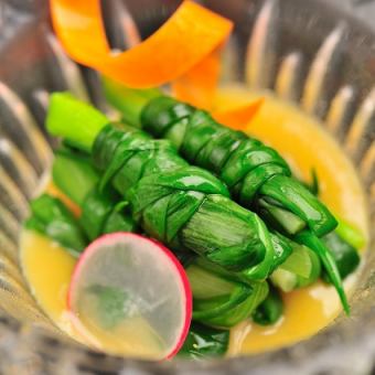 圆圈中的人形字母