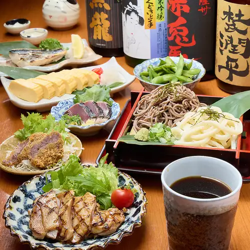 宴会は迷わずコレ！鯖塩焼きや一口ビーフカツなど自慢の全7品に、ゆったり120分飲み放題付きコース♪