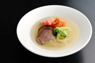 韓国冷麺　/　辛ビビン麺　/　辛！韓国冷麺