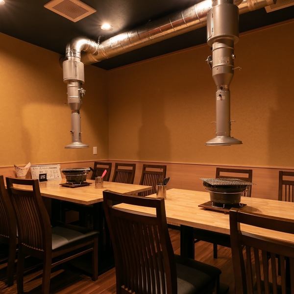 [Private rooms are also available on the 2nd floor] We have many table seats on the 2nd floor.There is also a private room that can accommodate up to 12 people ◎ It can be used by a large number of people, so you can use it according to your mood and scene!