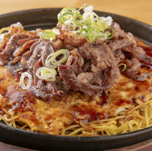 广岛特产：牛腩御好烧