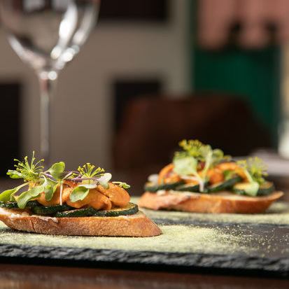 Enjoy a variety of carefully selected dishes in a stylish restaurant.