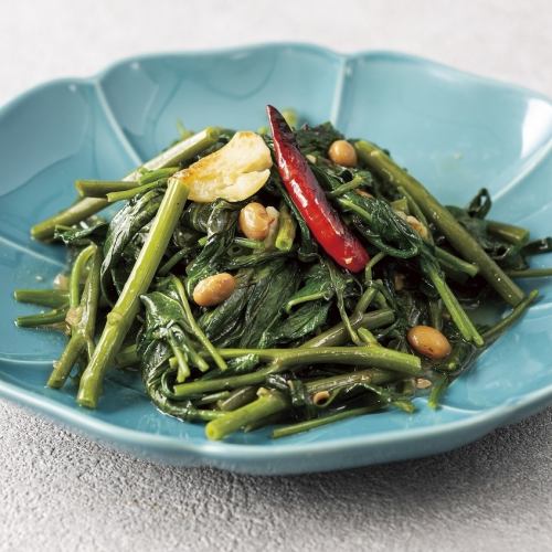 Stir-fried water spinach tao chio