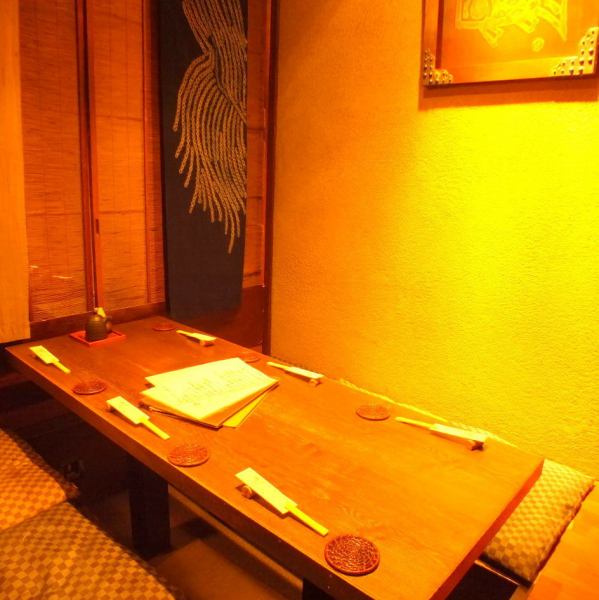 まわりを気にせずゆっくりとお食事を楽しめる個室席