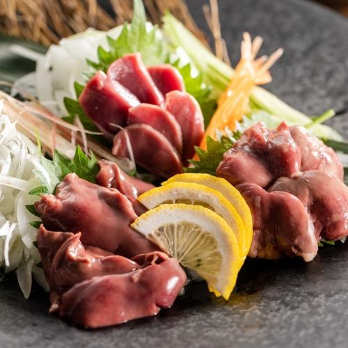 こだわりの地鶏料理！