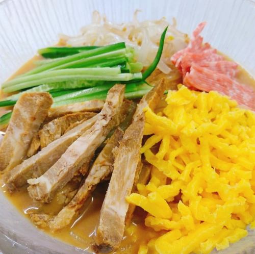 冷麺(ゴマ)