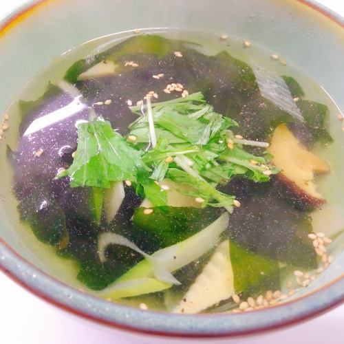ワカメスープ