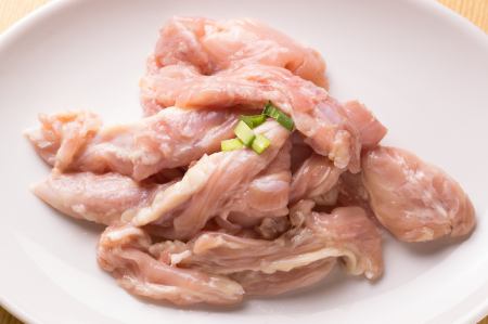 Chicken thigh / Thigh meat / Seseri (neck meat) / Yagen (chicken breast cartilage)