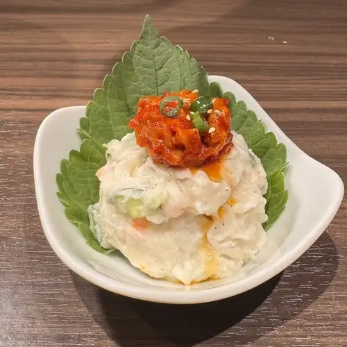 チャンポテサラダ