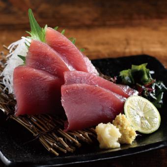 鹿児島県山川港水揚げ 鰹の刺身