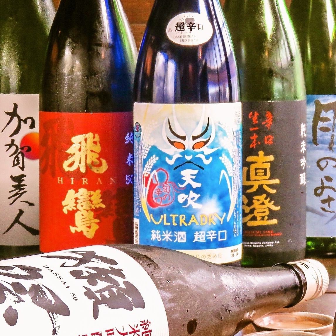 備有日本酒比較套件♪許多與名酒搭配的精美菜餚◎