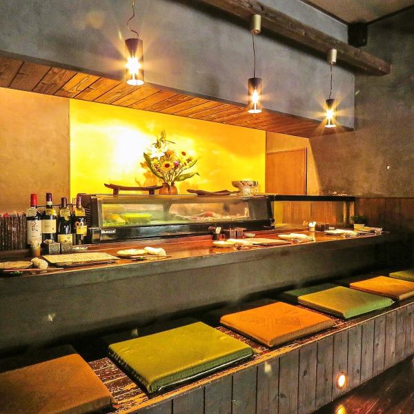 【吧台座位，氛围十足】所有座位，包括吧台座位，都是下沉式暖桌座位♪♪