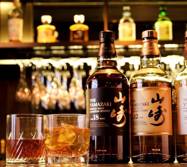 可以玩飞镖和模拟高尔夫的酒吧