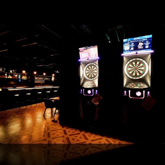 可以玩飞镖和模拟高尔夫的酒吧