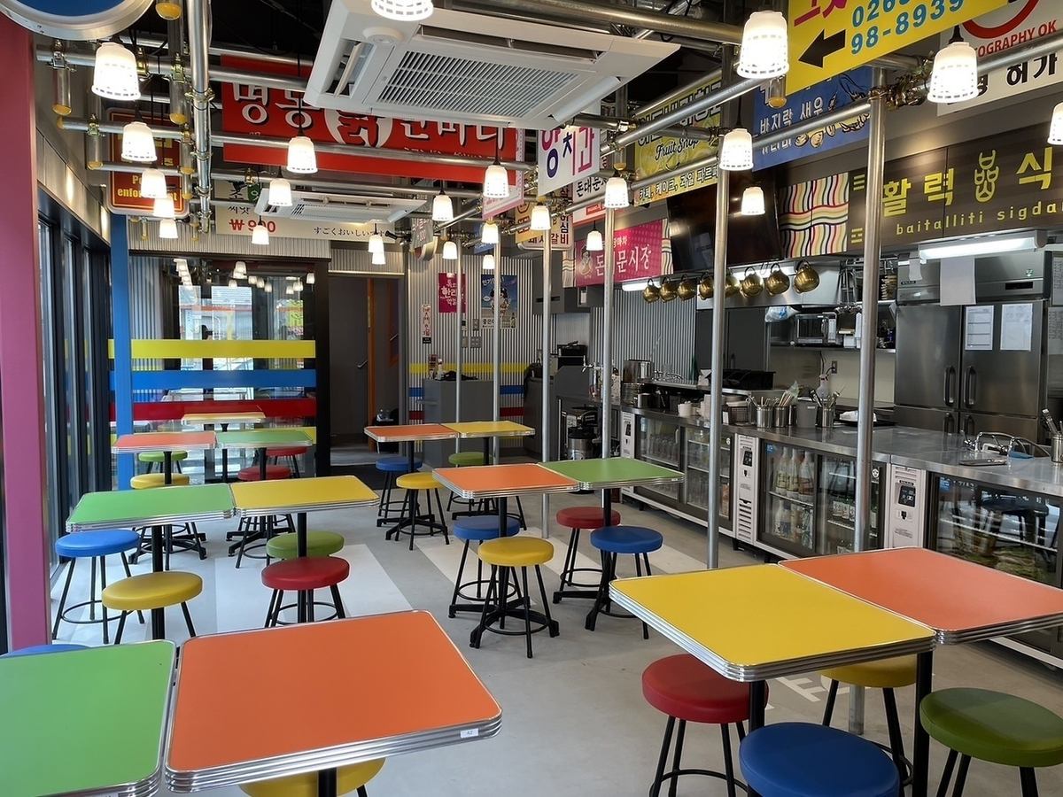 本場の韓国料理が食べられる!また、野菜も摂れる美味しいサムギョプサルが特に人気♪