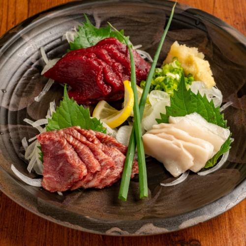 Enjoy a wide variety of dishes including meat sushi, local cuisine, seafood, and hotpots!