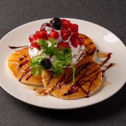 Crispy and fluffy pancakes with plenty of honey