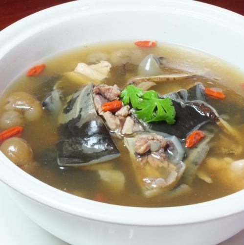 Soft-shelled turtle Chinese medicine soup