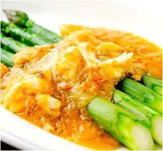 Green asparagus crab meat ankake / dried shiitake mushrooms and seasonal vegetable ankake