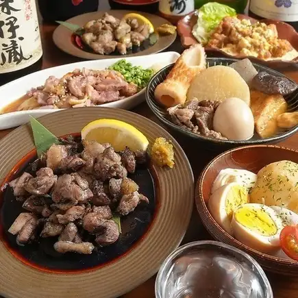 【名物！黒煙コース】刺し盛り,たたき,もも焼きなど飲み放題付き全9品≪5,000円(税込)≫