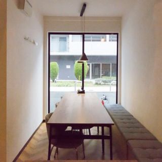 【20代～/大人の夜に】落ち着いた雰囲気は2次会利用にもおすすめ。3駅からアクセス良好なため、飲み足りない時のもう一軒にも重宝します。美味しいものを少しずつ、オシャレに楽しみたい大人のための空間です。