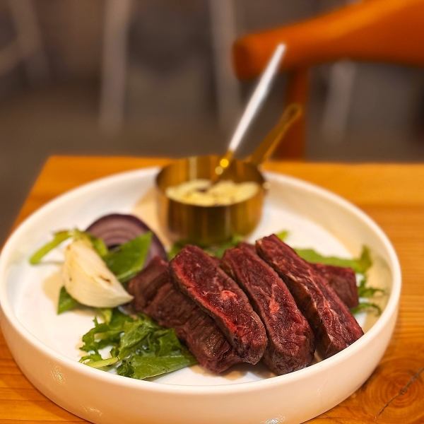 【シグネチャーディッシュ】ぜひ食べて頂きたい、極上ハラミステーキ