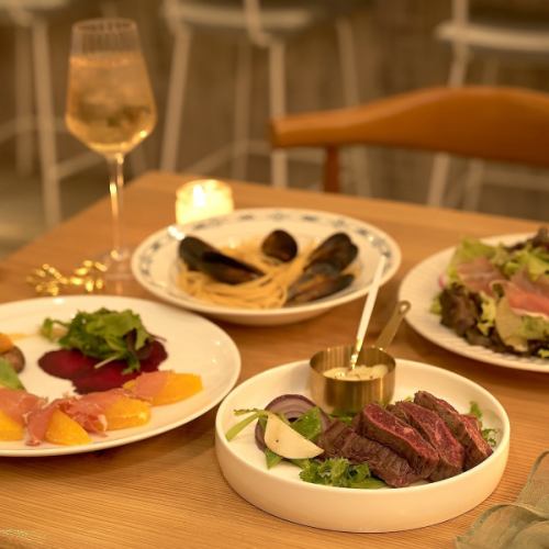 操作イタリアンで名物ハラミと季節の一皿を楽しむ