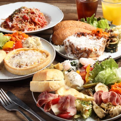 【飲み物も豊富にご用意】落ち着いた雰囲気の店内で、ごゆっくりお食事とお酒をお愉しみいただけます◎