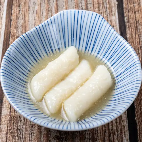 Tteokbokki (3 pieces)
