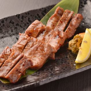Sendai beef tongue grilled with salt