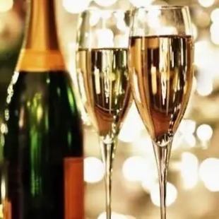 【限餐食】【12月23日~25日★聖誕晚餐套餐】共8道菜,9900日圓(含稅)