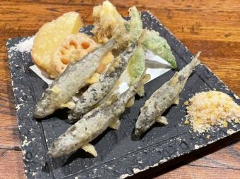 子持ち稚鮎　天婦羅
