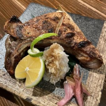 天然鰤カマ　塩焼き