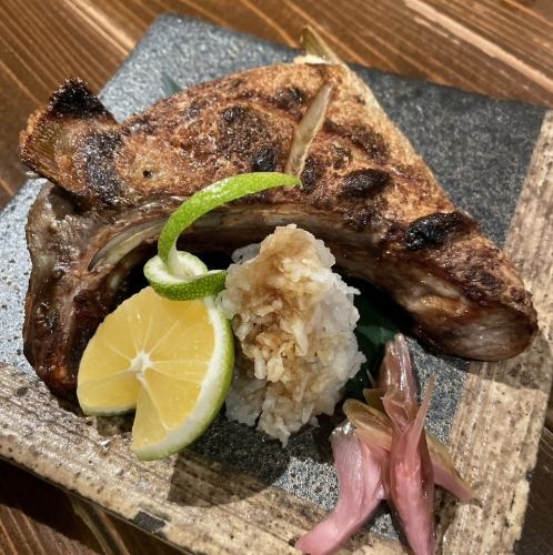 天然鰤カマ　塩焼き