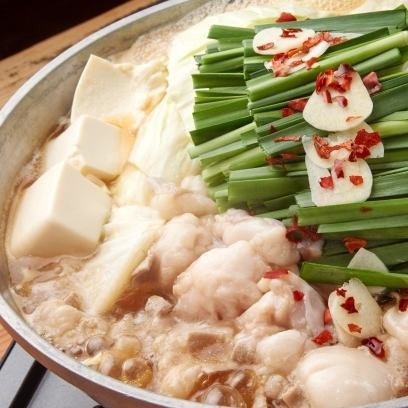 Choose your own hot pot party course (4,000 yen) - 8 dishes including your choice of hot pot, homemade chicken ham salad, and chicken nanban