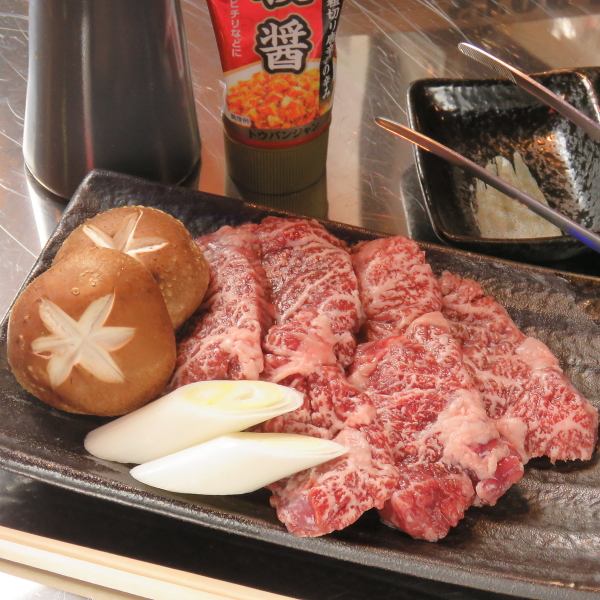 特選牛裙排 1,650日圓 肉品市場直送的超新鮮王裙排！