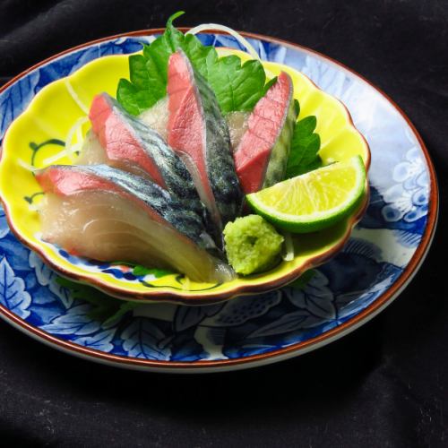 [Our most popular] Kagoshima specialty! Broken-neck mackerel sashimi