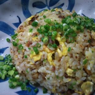 Fried rice with pork and yuzu pepper