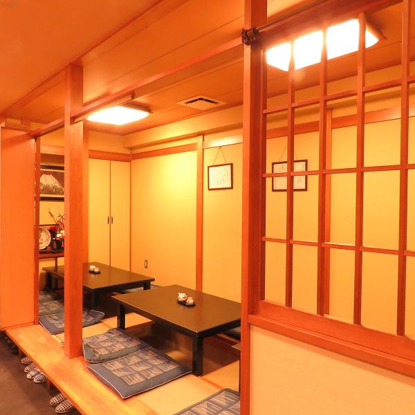 [Dig Gotatsu tatami seats] You can guide up to 16 people at the tatami mat room to relax and relax.It can be used in various situations such as important people, friends, and family ◎ You can enjoy delicious rice cake and sake without worrying about time.Since the tatami mat seats are popular, we recommend that you make an early reservation online.