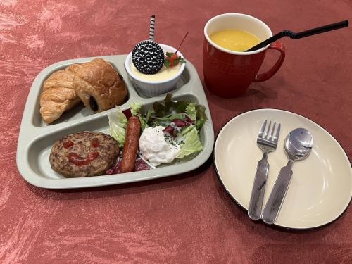 Kid's Plate (Drink included)