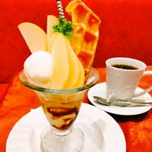 梨和苹果秋季芭菲饮品套装