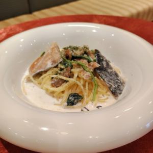 三文鱼蘑菇奶油意面