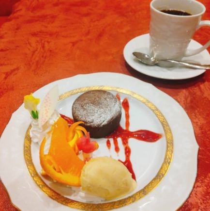[Limited Time Menu] Fondant Chocolate Plate ◆ 1,280 yen (tax included)
