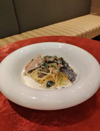 「超值午餐套餐」 秋季鮭魚菇奶油義大利麵 10:00~15:00