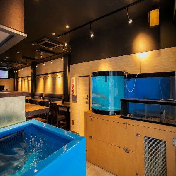 【最大20名の宴会可能】テーブル席が連結可能で会社や友人同士での宴会承っております!ご予算や人数などお問い合わせいただけましたら出来る限りご対応致しますのでお気軽にお問い合わせください!