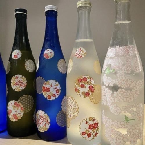 日本酒注文でかわいい瓶の【和らぎ水】を提供します！