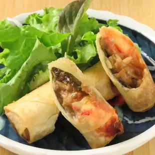 明太もちチーズもんじゃ春巻き2本