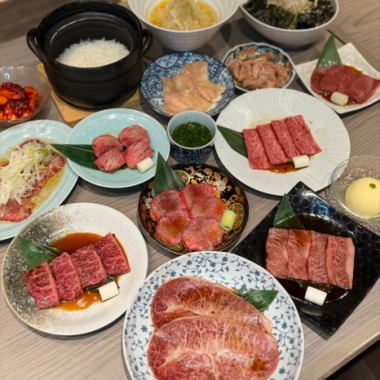 【2H飲み放題付】A5黒毛和牛の特上クラス全10種の肉/全15品を含む★神楽堪能8800円コース